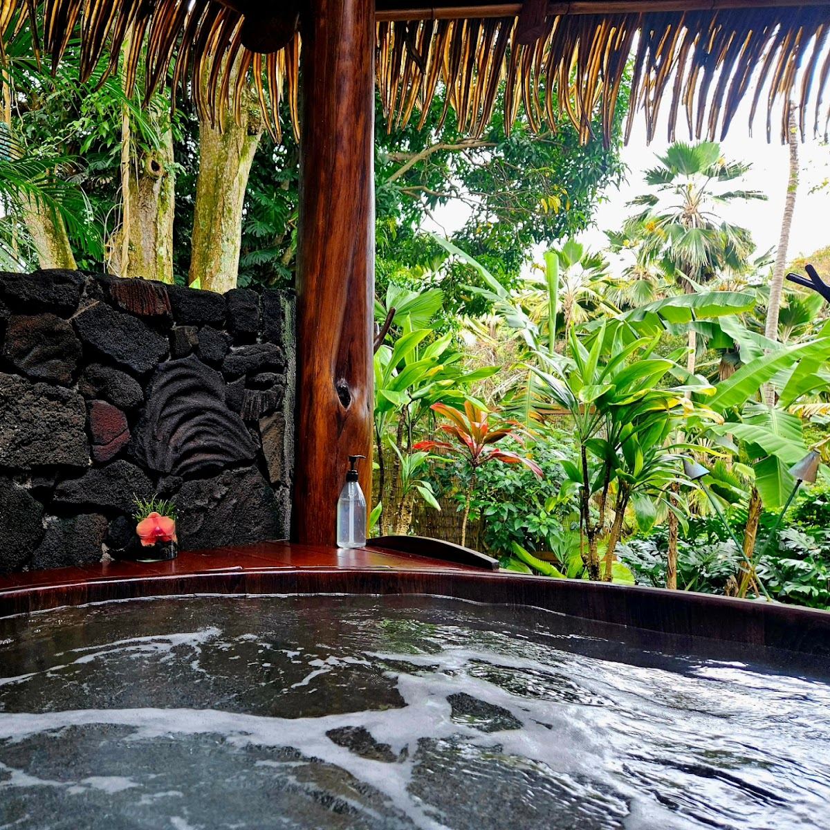 Mamalahoa Hot Tubs & Massage