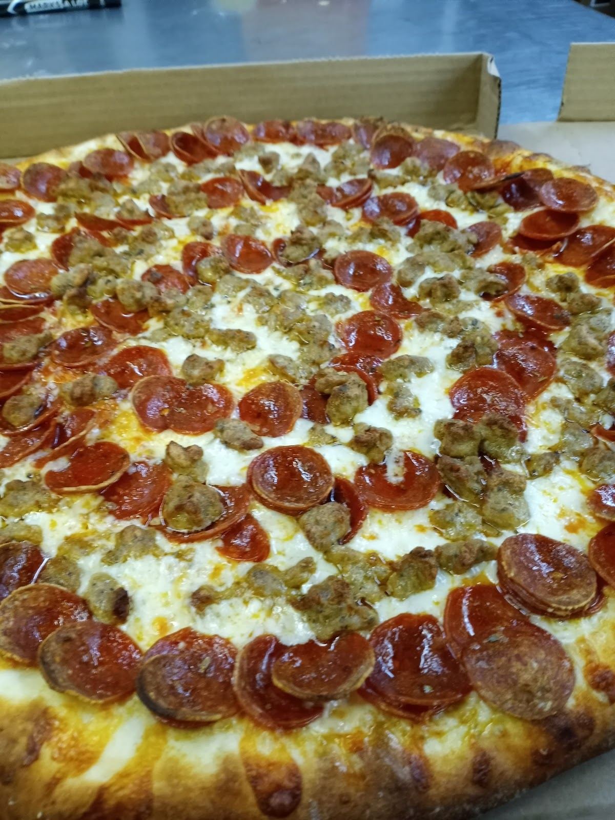 Dawg House Pizza