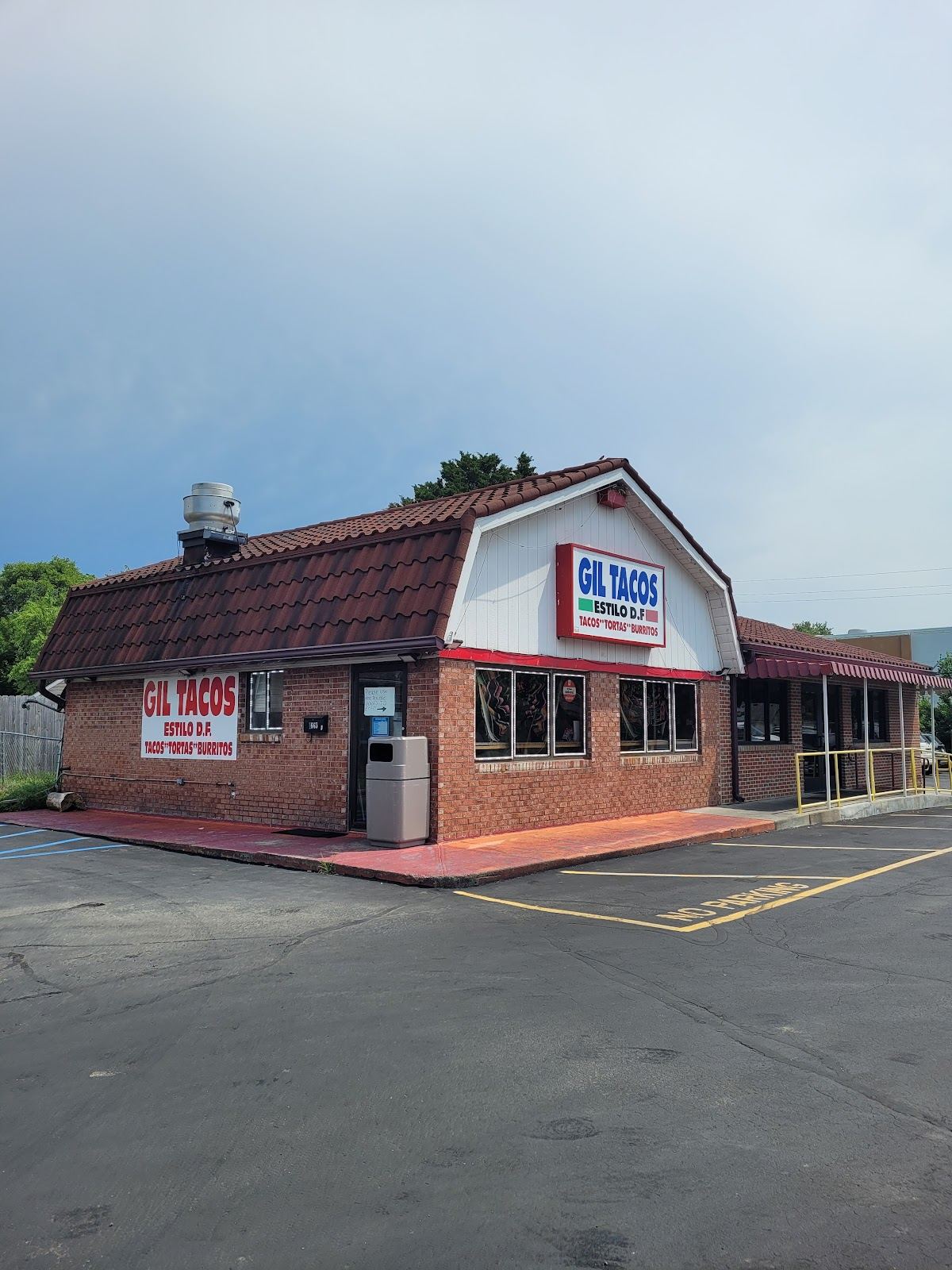 Gil Tacos