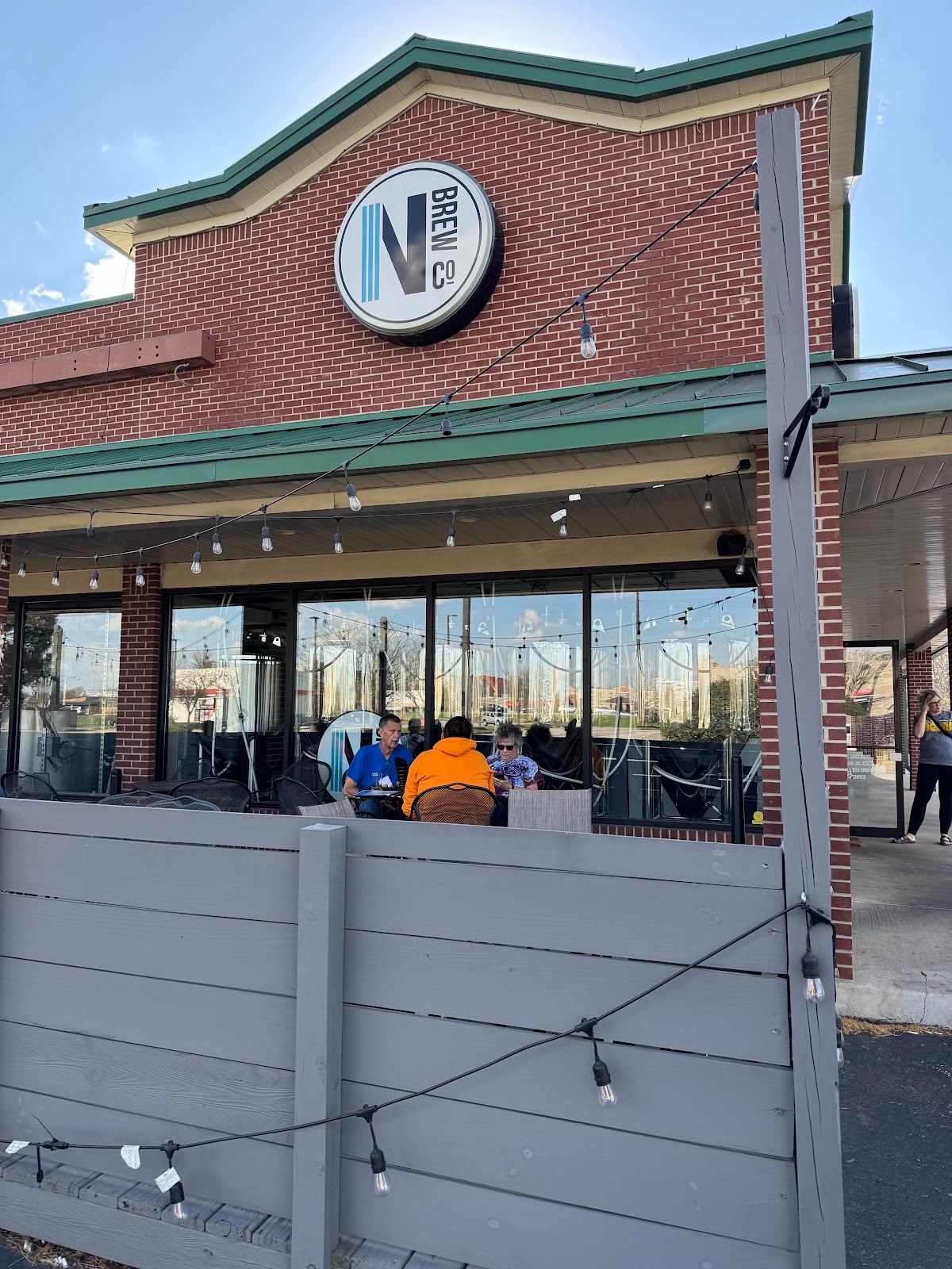 Nigh Brewpub