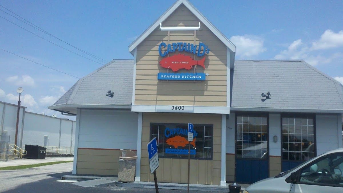 Captain D's