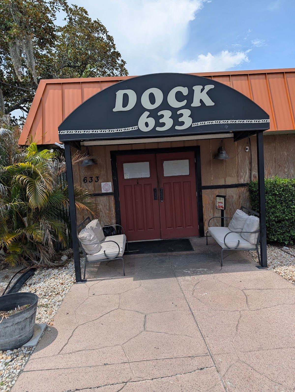 Dock 633