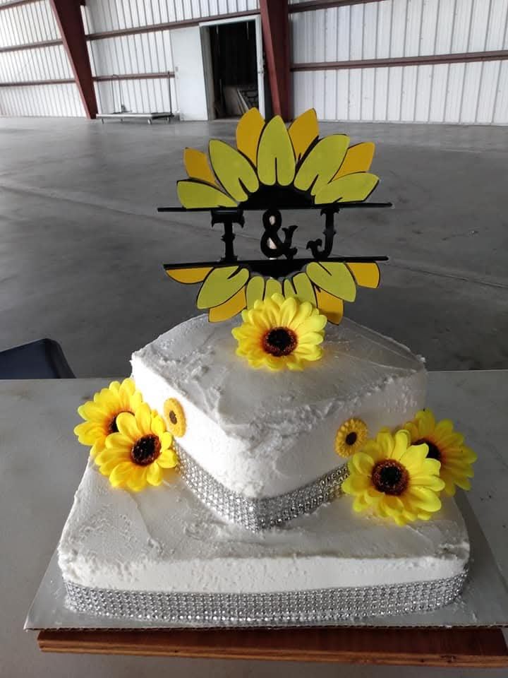 Last minute cakes by Amanda