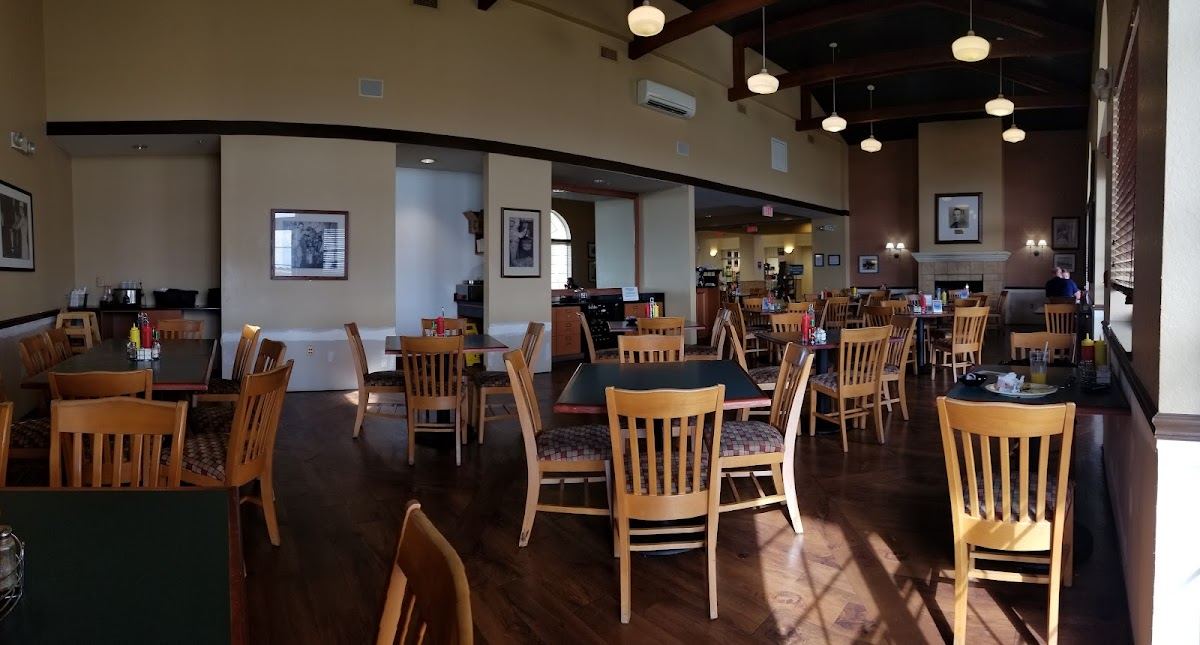 Runway Cafe