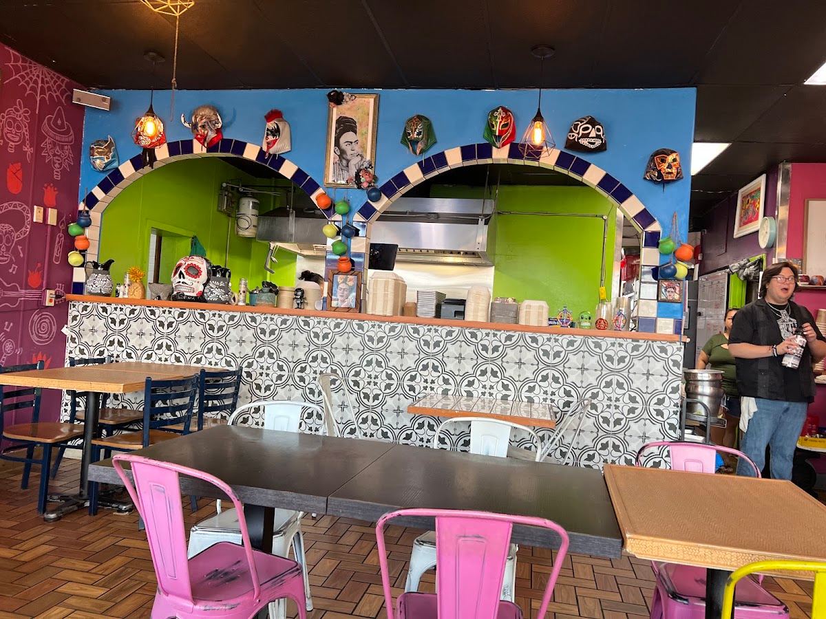 Barrio Cafe