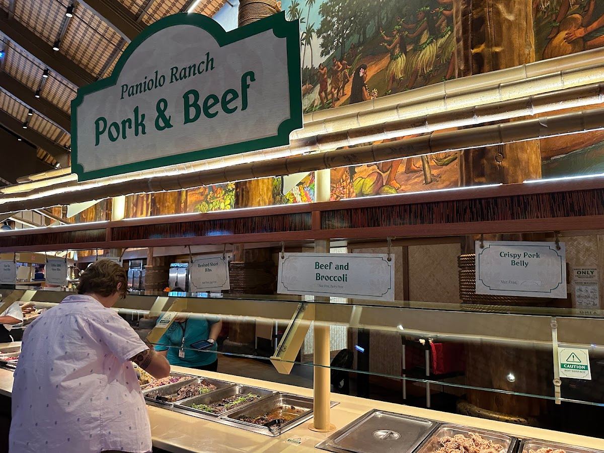 Gateway Buffet at Polynesian Cultural Center