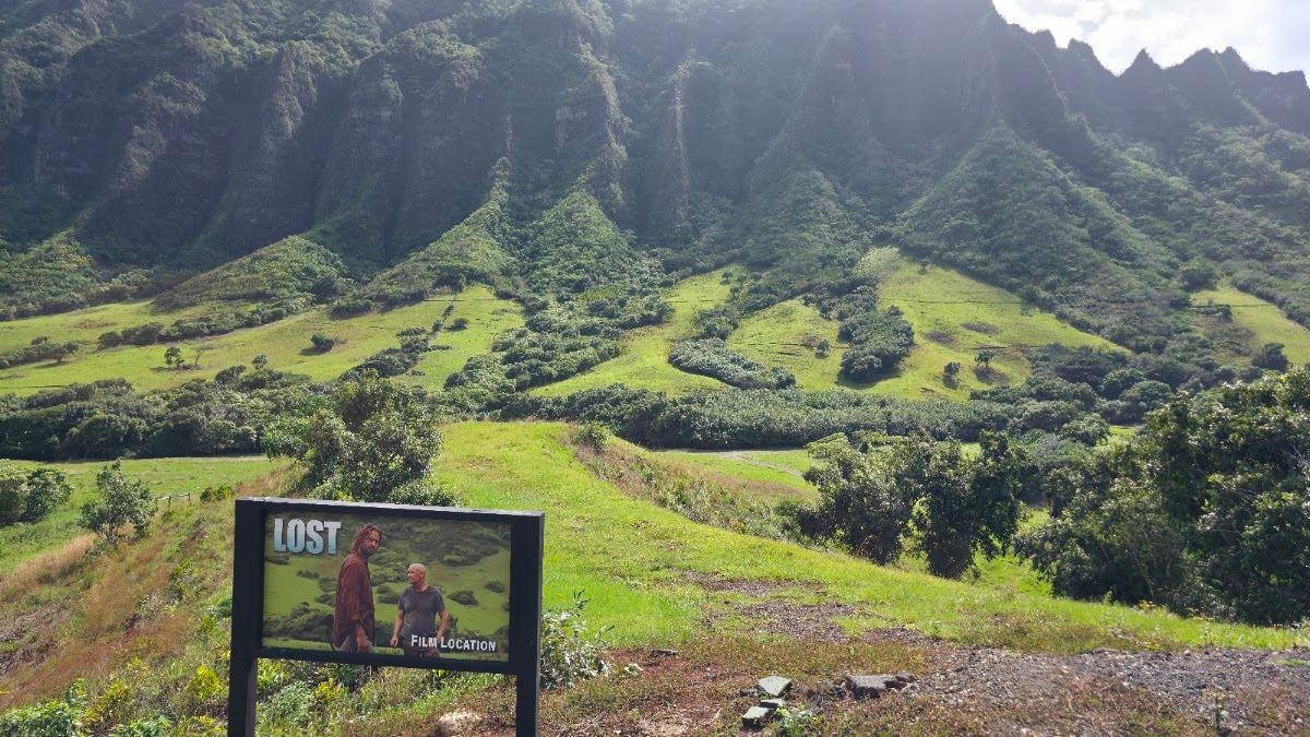 Kualoa Ranch & Secret Island Check-in Counter