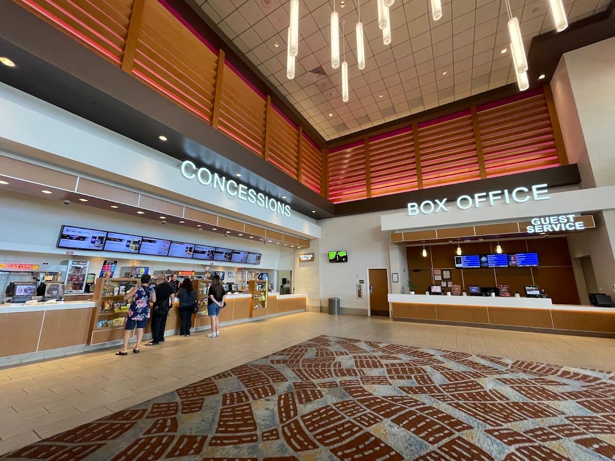 Regal Kapolei Commons