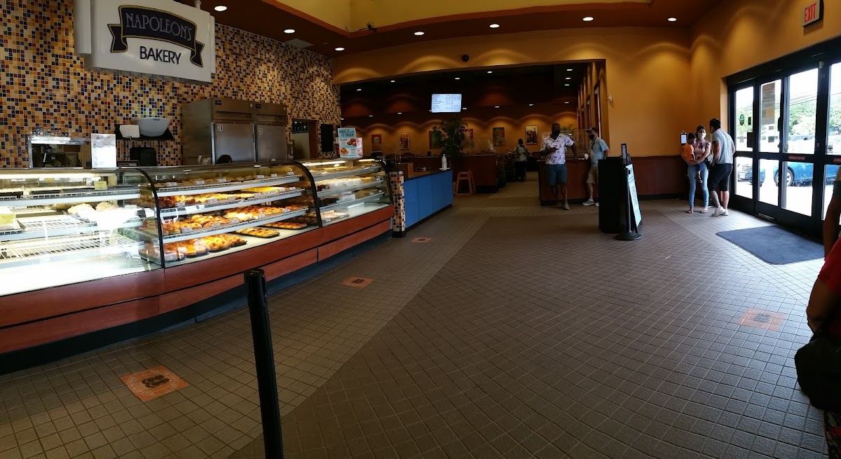 Zippy's Ewa