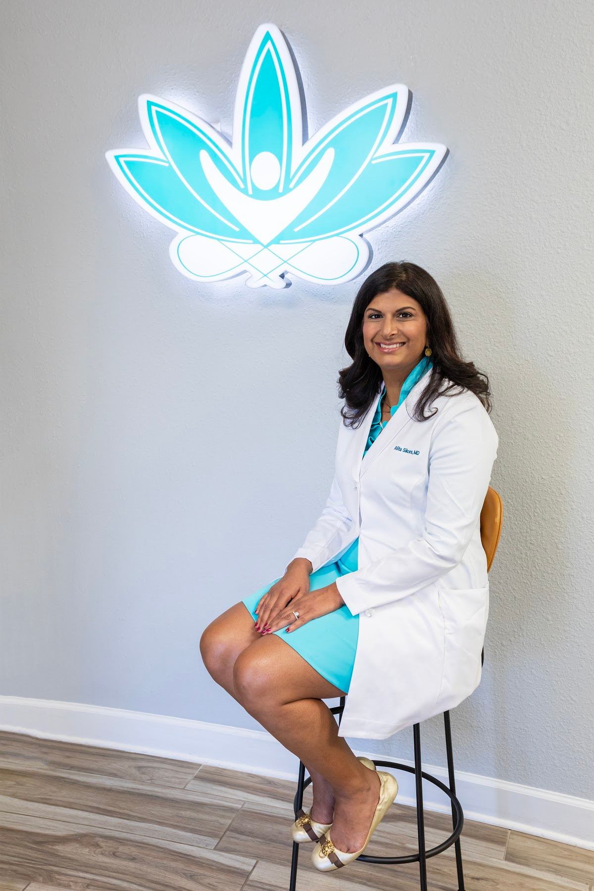 Alita Gonsalves Sikora, MD, Sikora Integrative Medicine