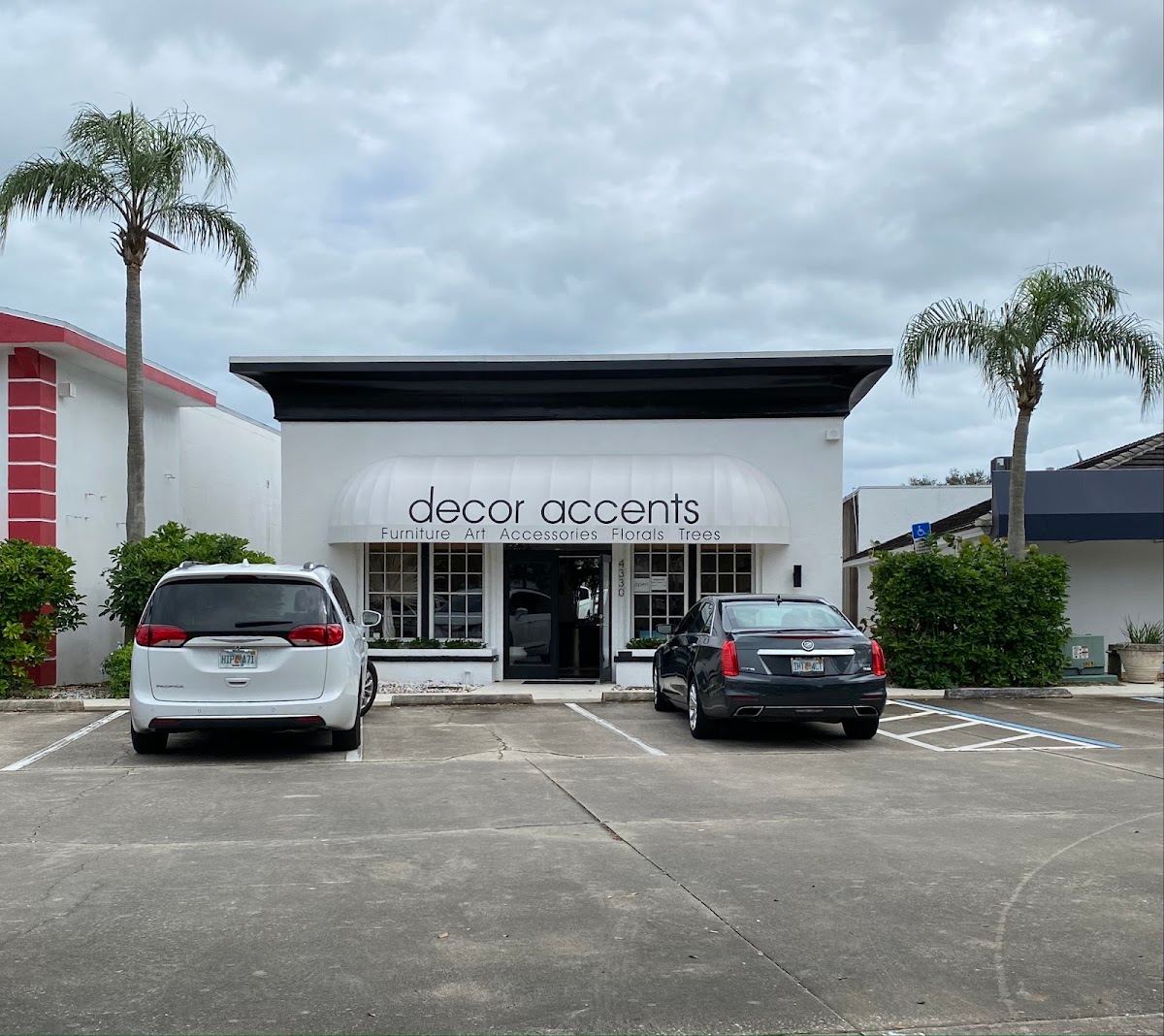 Decor Accents