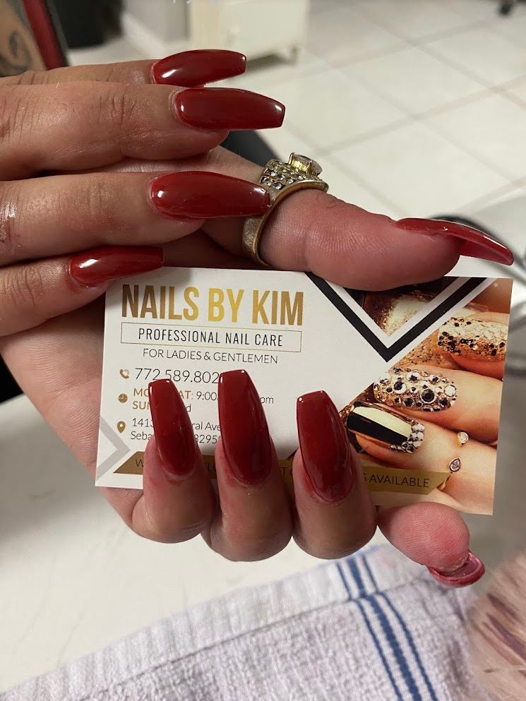 Del's Barbershop & Beauty Salon ( New Name )Kim’s Barber and Beauty and Nails..(New owners Kim and Doug Sablick).