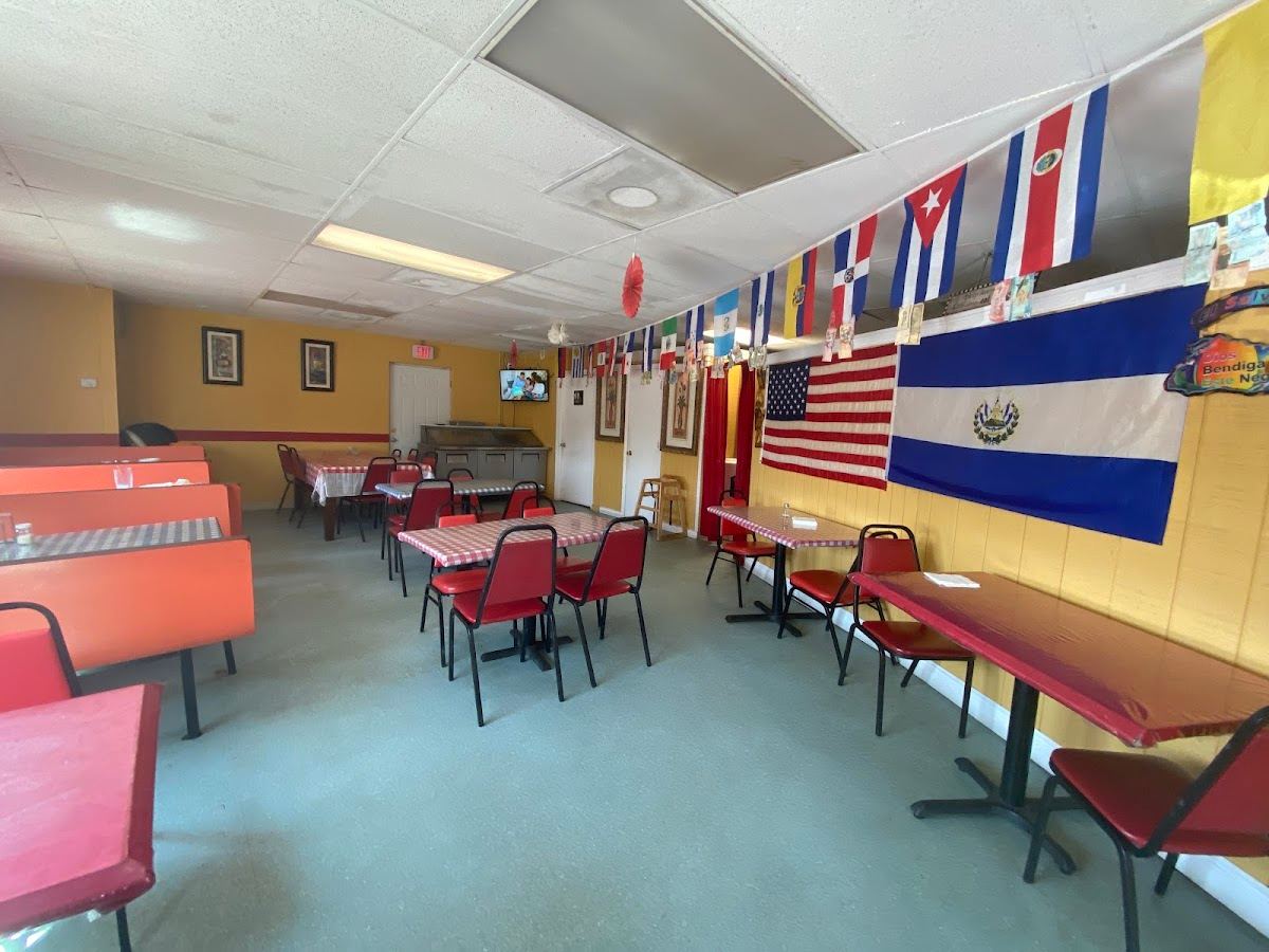 Dora’s salvadorian restaurant