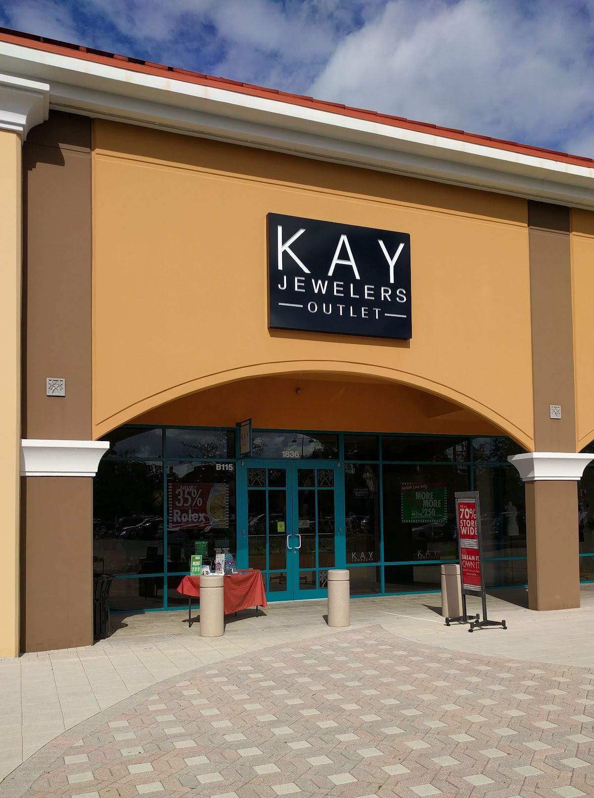 KAY Outlet