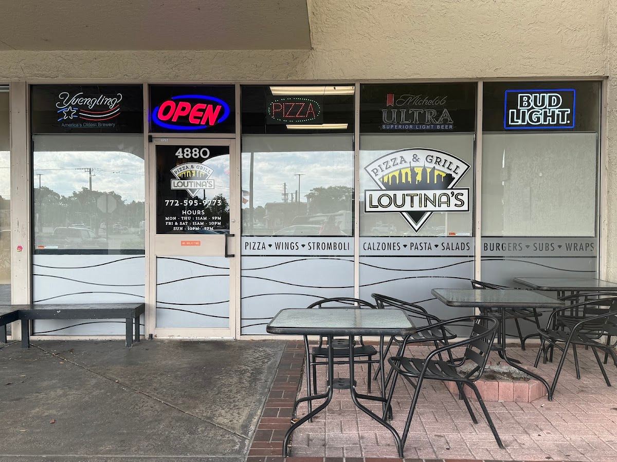 Loutina's Pizza