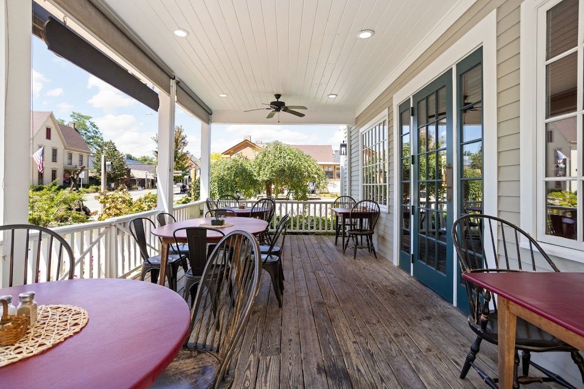 Artists Colony Inn & Restaurant