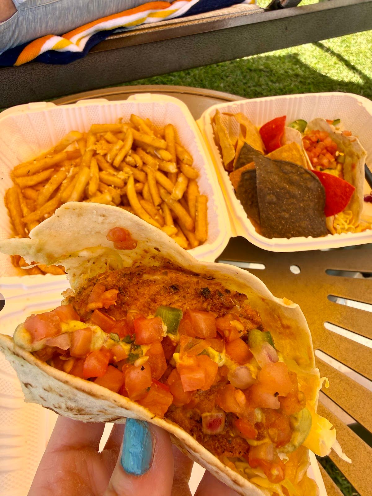 Honu Cove Bar & Grill