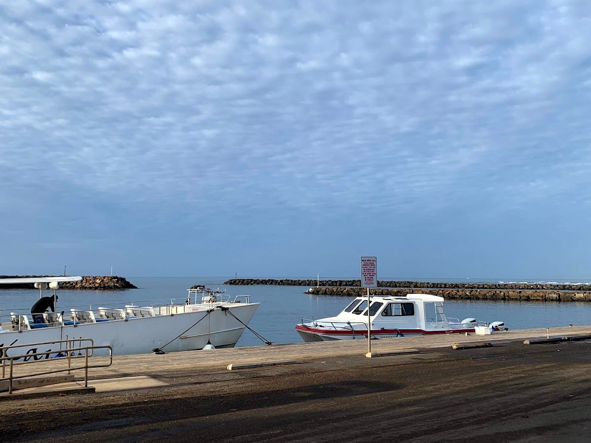 Kikiaola Small Boat Harbor