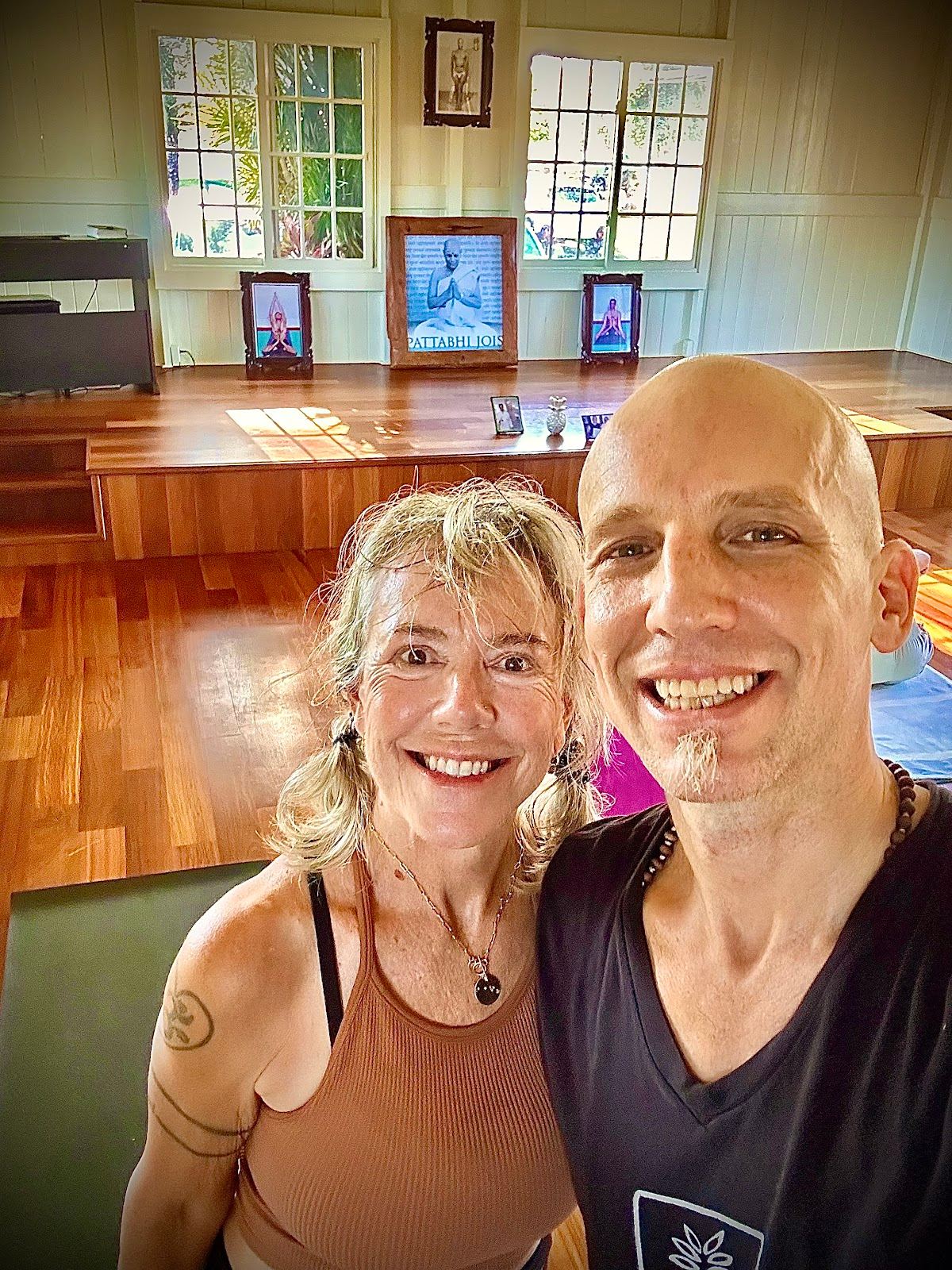 Pineapple Yoga ૐ Kauai