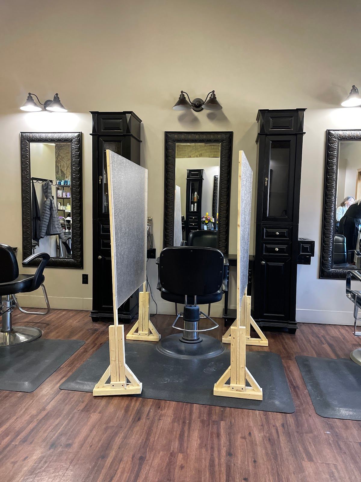 Bottega Salon