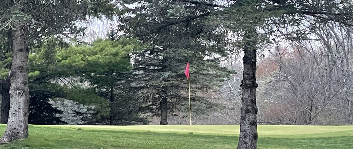 Brookside Golf & Grill
