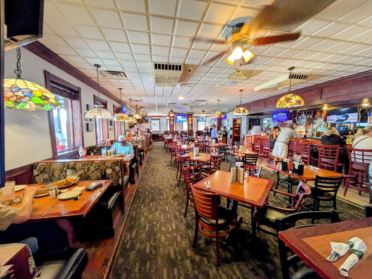 Bud & Stanleys Pub & Grub