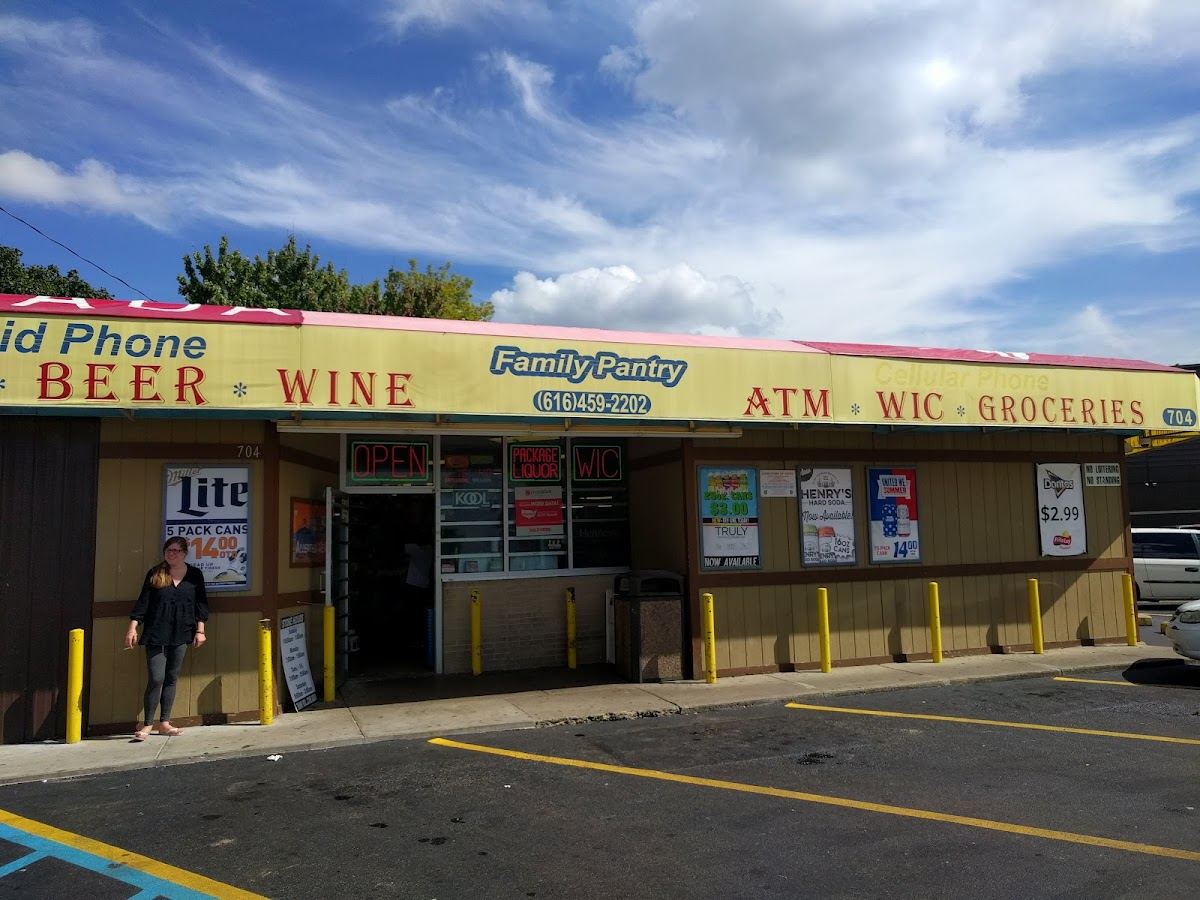 Family Pantry Liquor Store