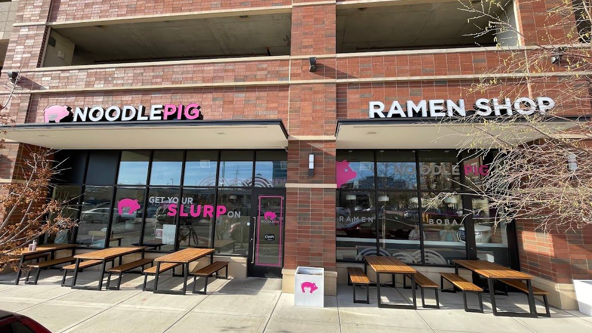 Noodlepig Ramen and Boba Tea Shop
