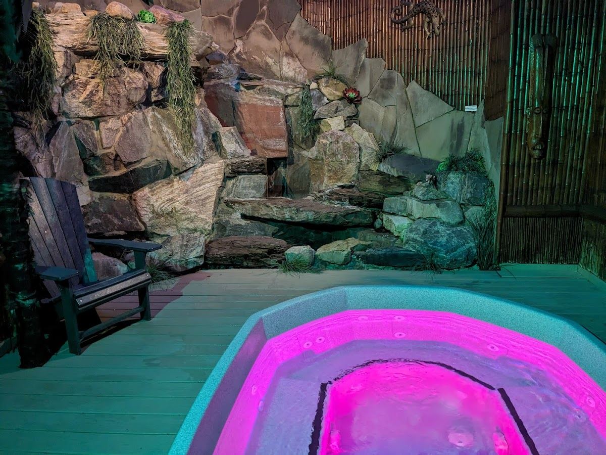 Oasis Hot Tub Gardens - Grand Rapids