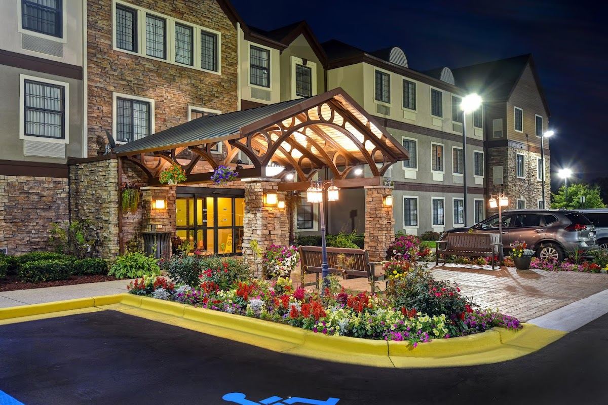 Staybridge Suites Grand Rapids - Airport by IHG