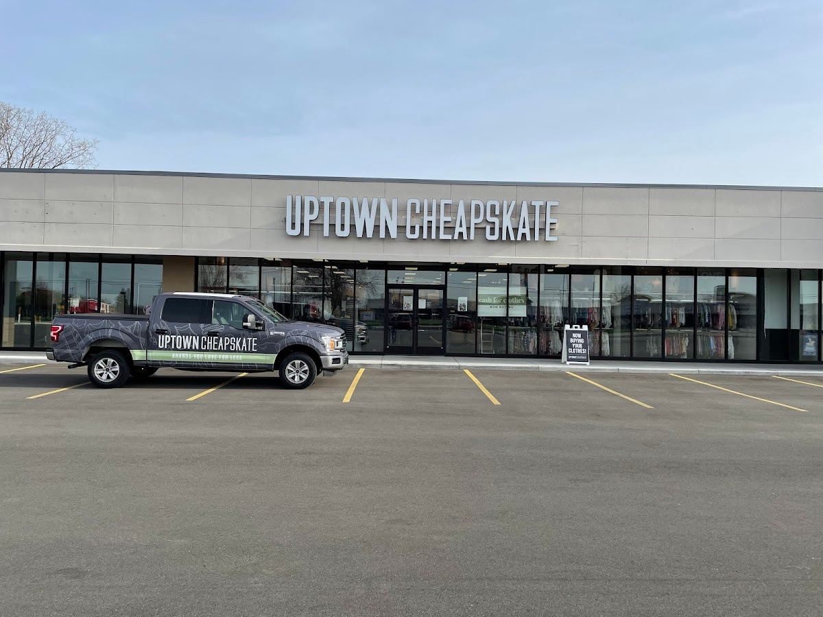 Uptown Cheapskate Kentwood