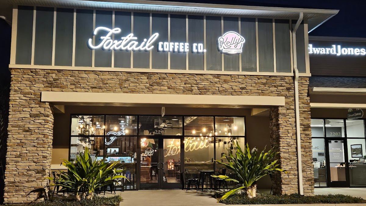 Foxtail Coffee Co. & Kelly's Ice Cream - Magnolia Plaza