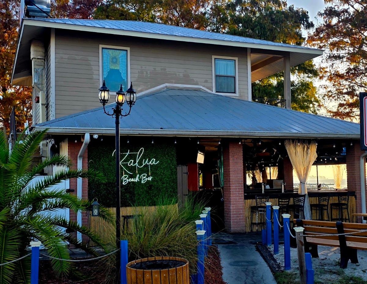 Kalua Beach Bar
