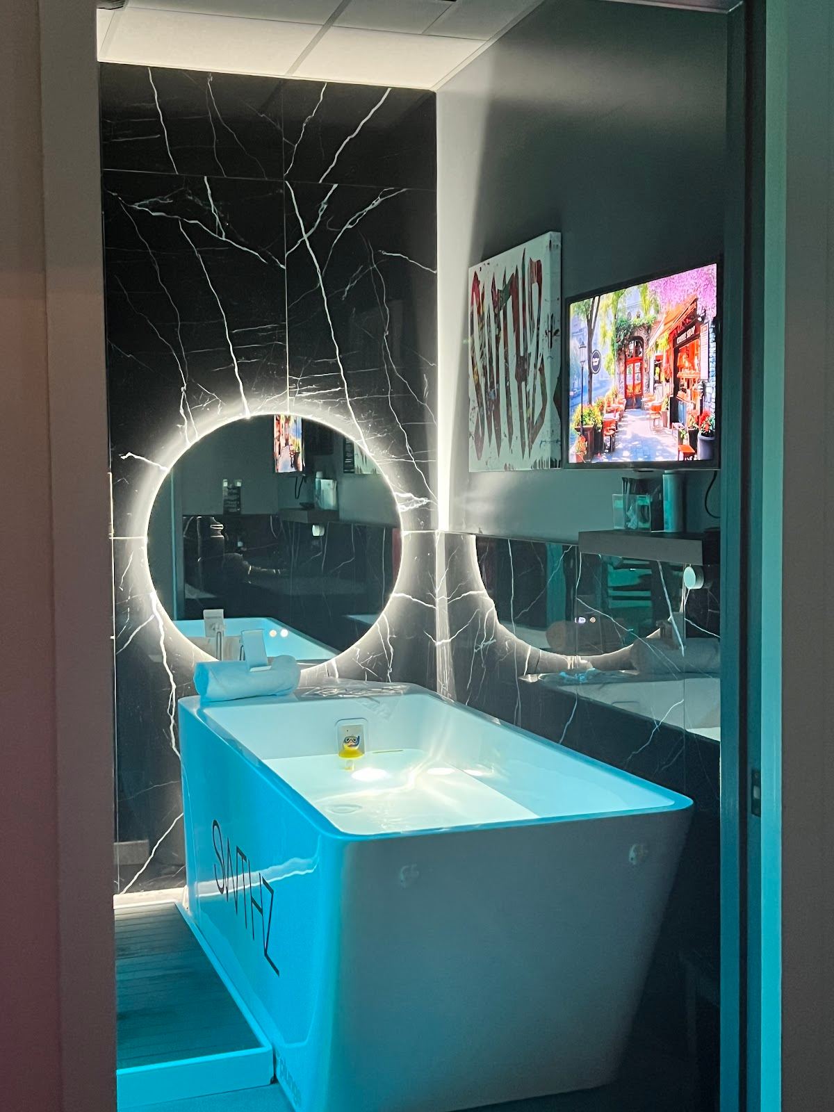 SweatHouz Horizon West Contrast Therapy Studio