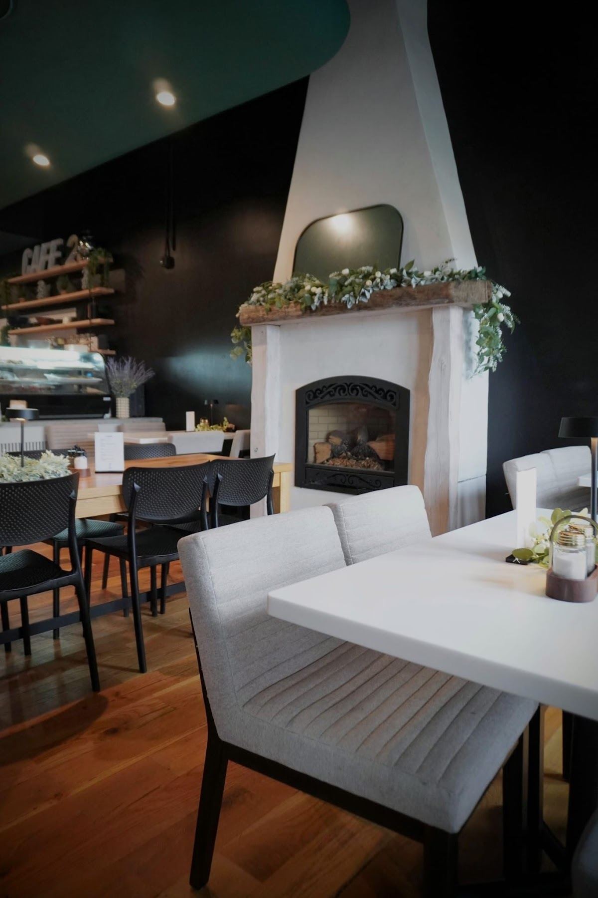 Cafe 23