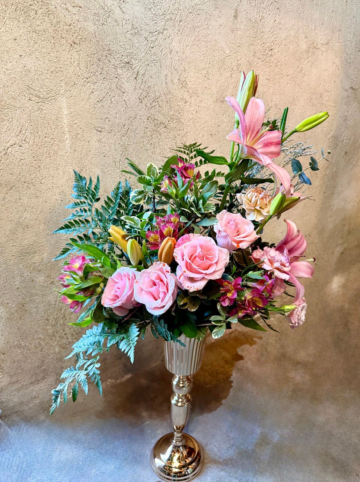 Christian Evan Munoz floral design