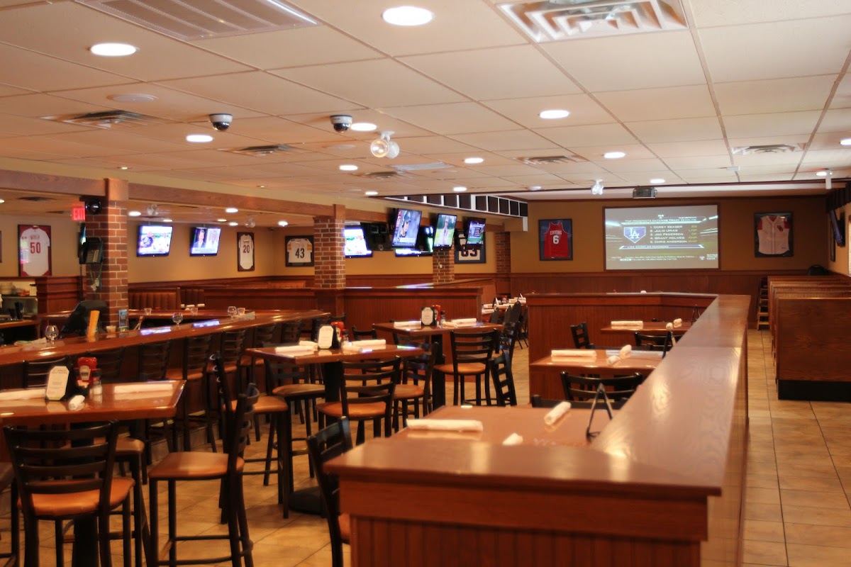 Copperhead Grille Center Valley