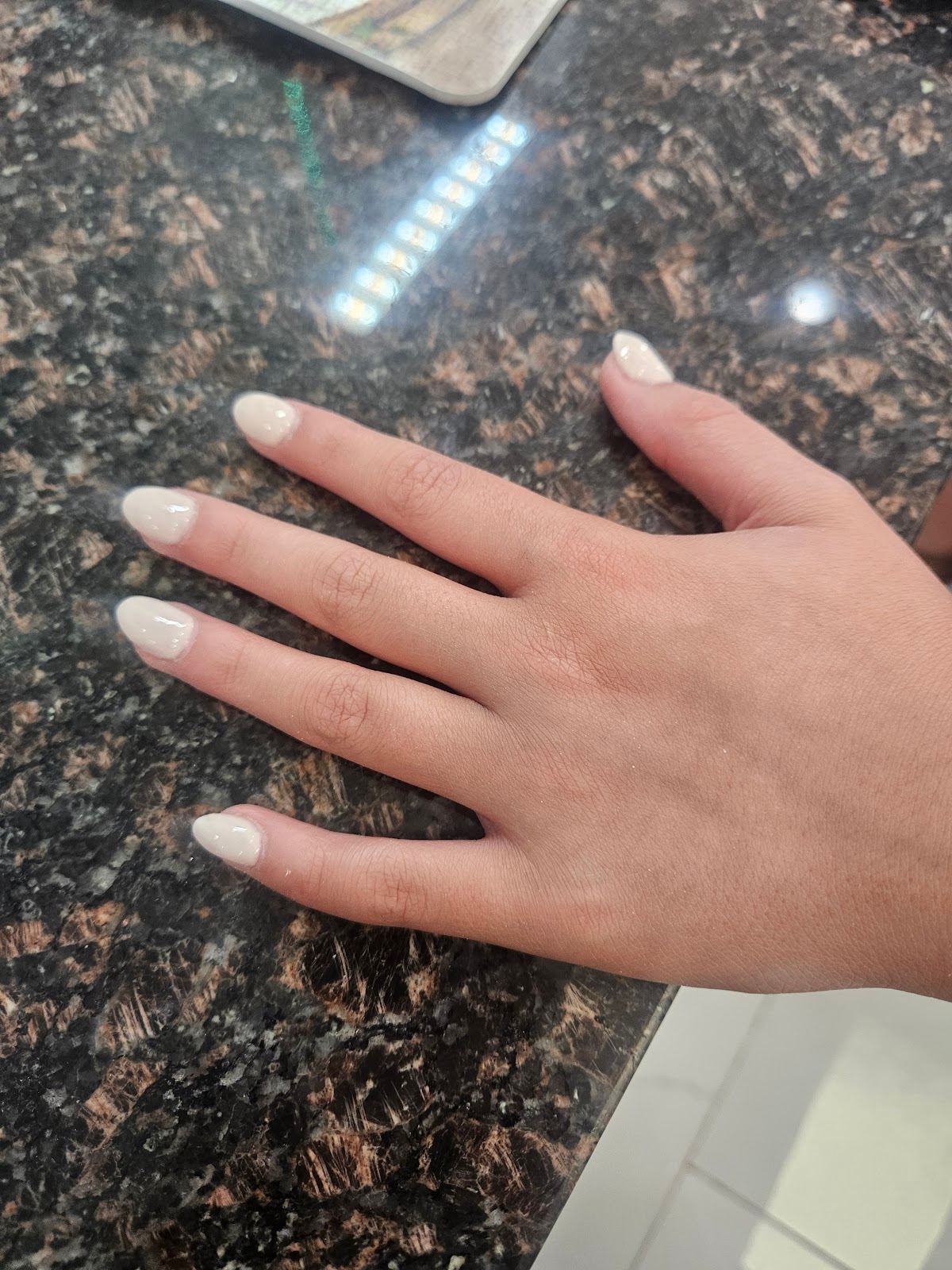 Happy Nail Spa