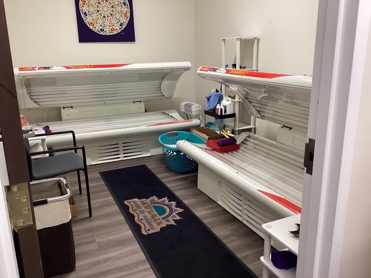 Heatwaves Light Therapy and Tanning