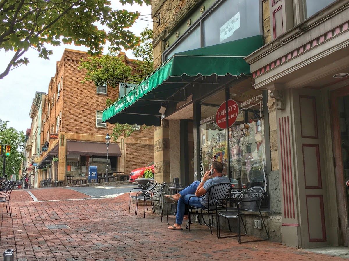 Johnny's Bagels & Deli