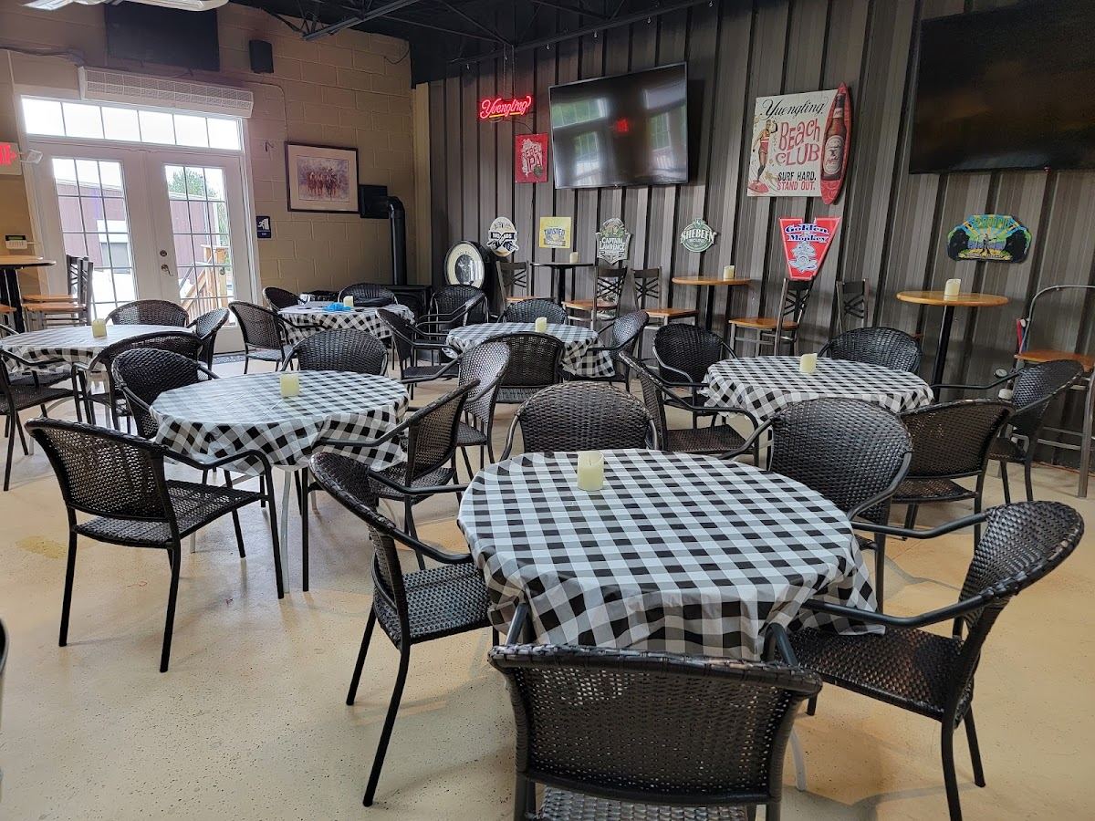 Korny's Tavern