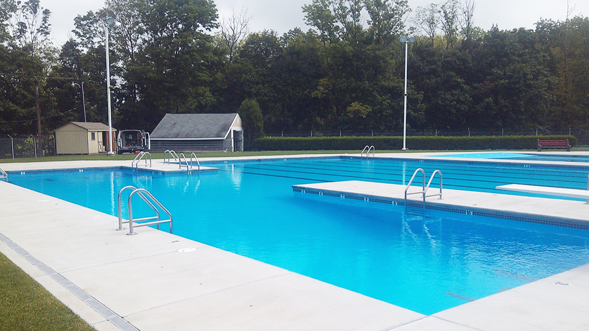 Pool Pro & Woods' Pools