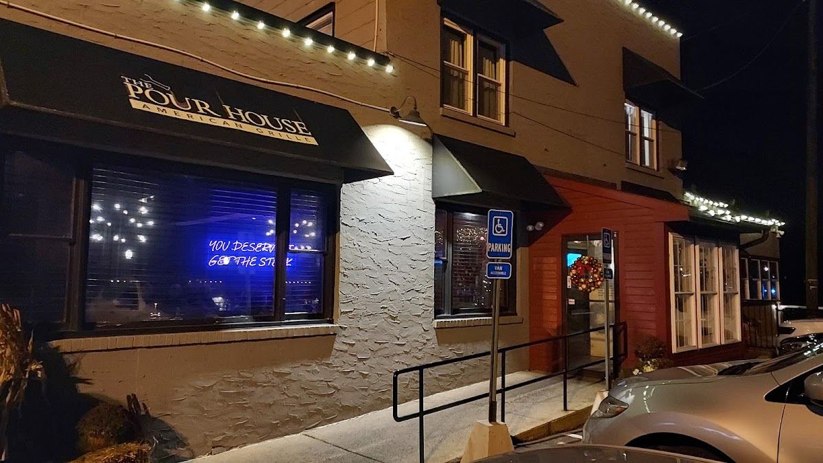Pourhouse American Grille