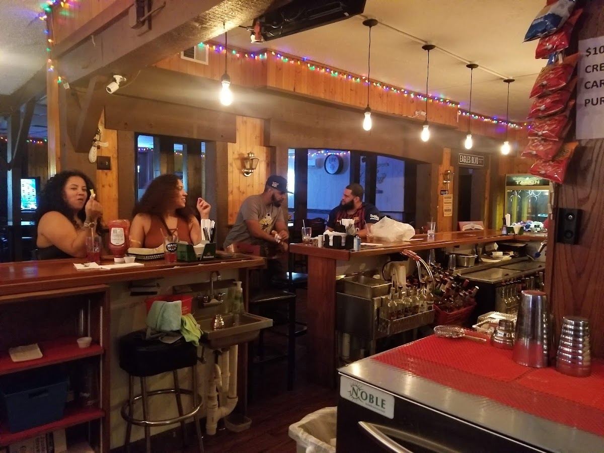 Sliders Pub & GRILL