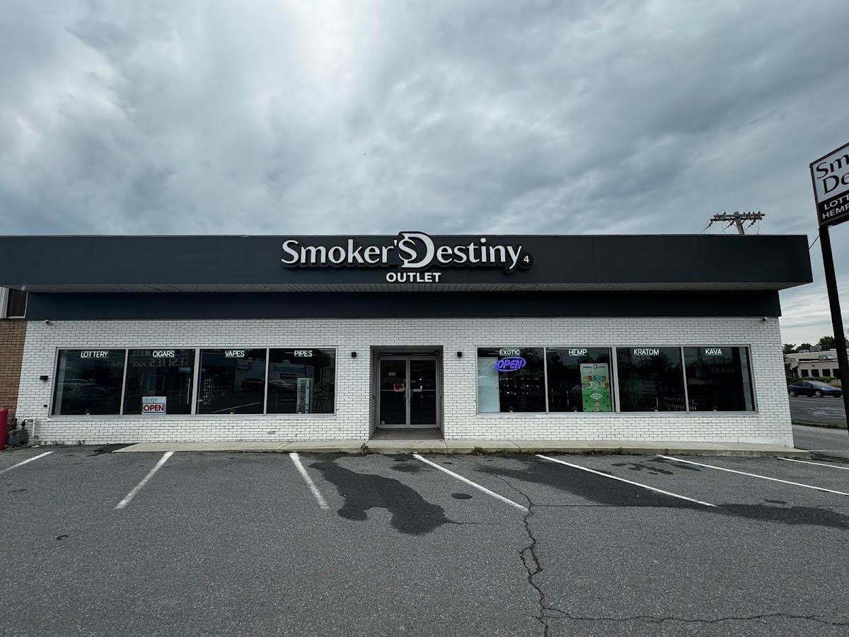 Smoker’s Destiny- Quakertown (Premium Cigars)