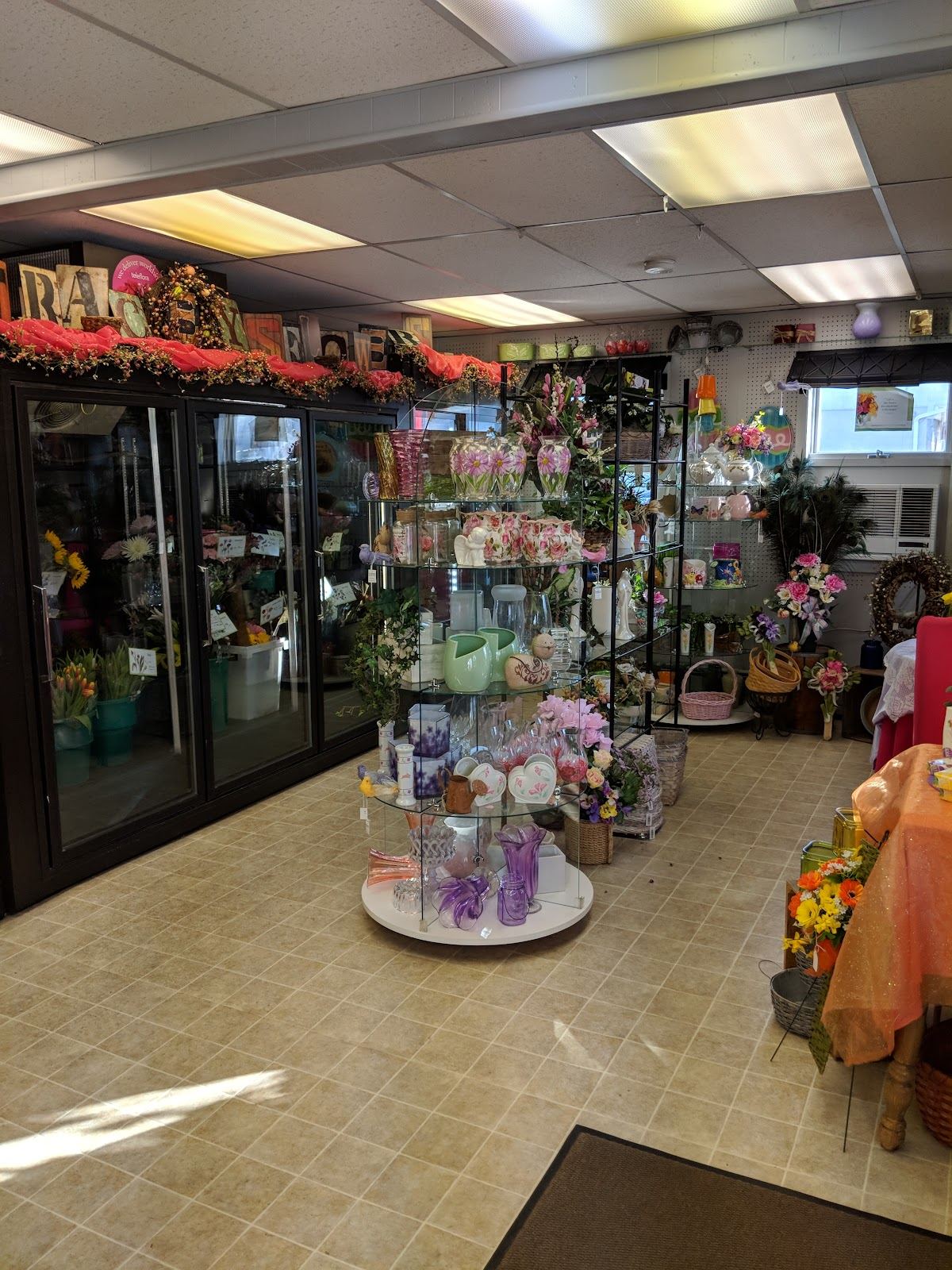 TRACEY'S FLOWERS