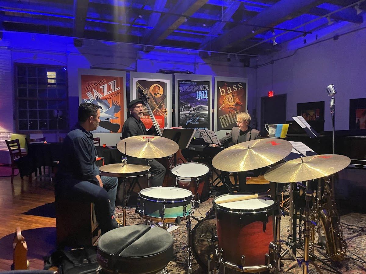 Vic's Jazz Loft at The Stabin Museum