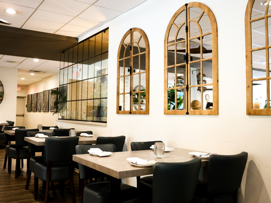 Yianni's Taverna