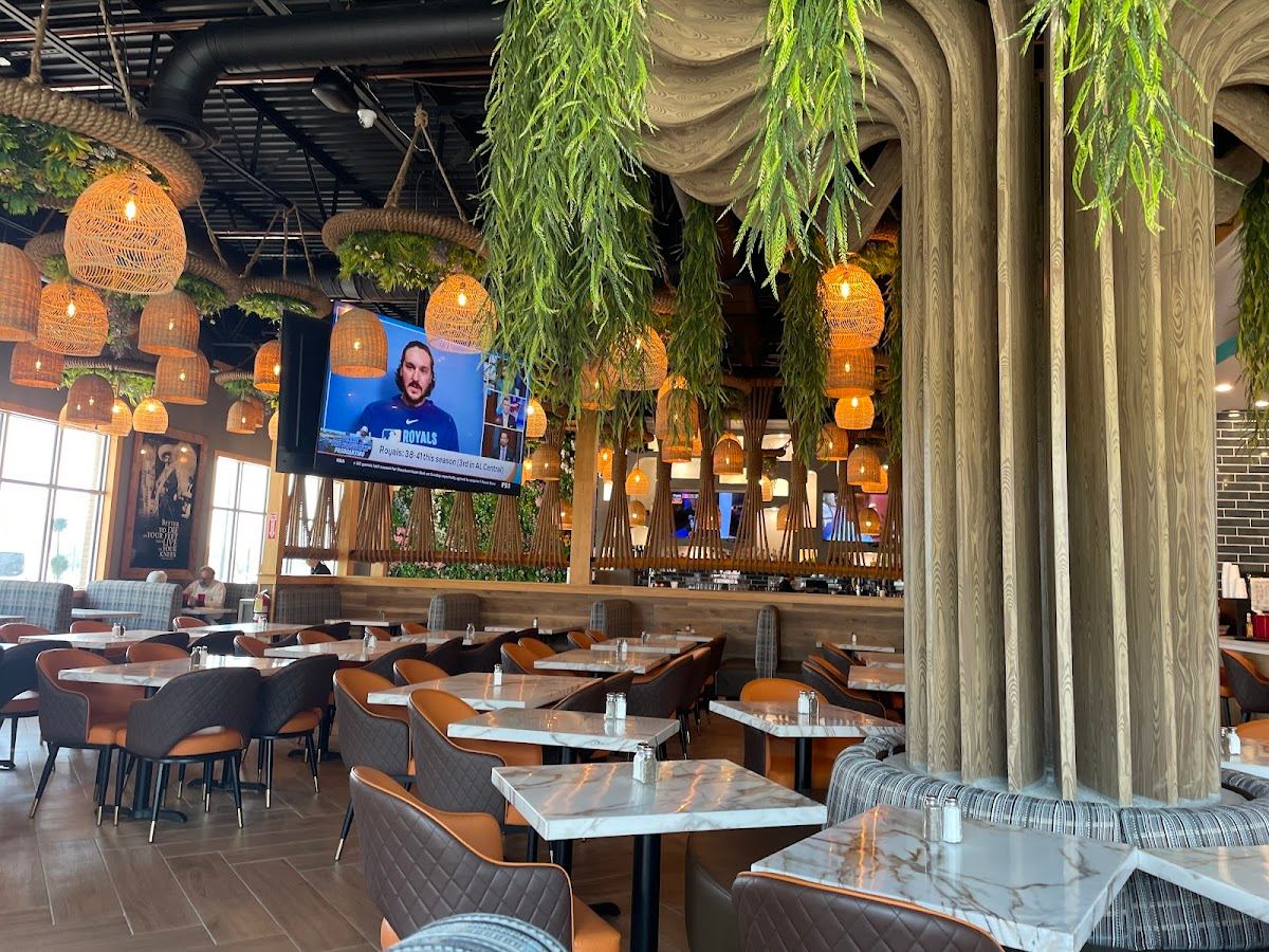 Hacienda Bar & Grill