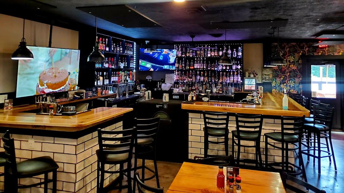 Public House Kitchen & Cocktails